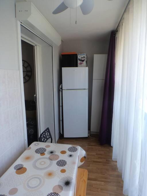 T3/ 500 M Du Marche De Noel /200 M De La Plage Apartment เลอบาร์กาแรส ภายนอก รูปภาพ